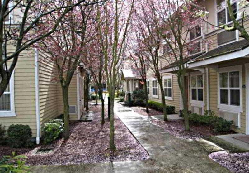 Towneplace Suites By Marriott Seattle Southcenter Kent Exterior photo